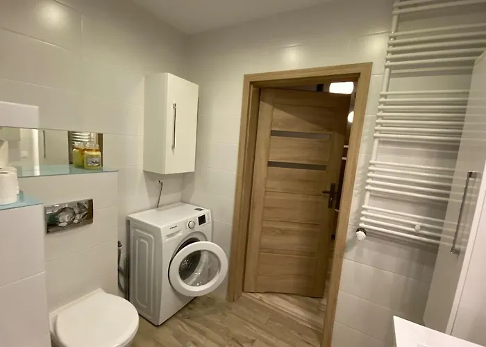 Cosy With Balcony In Niebuszewo 48m2 Διαμέρισμα *